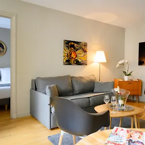 Suites&hôtel Helzear Champs-elysées **** París