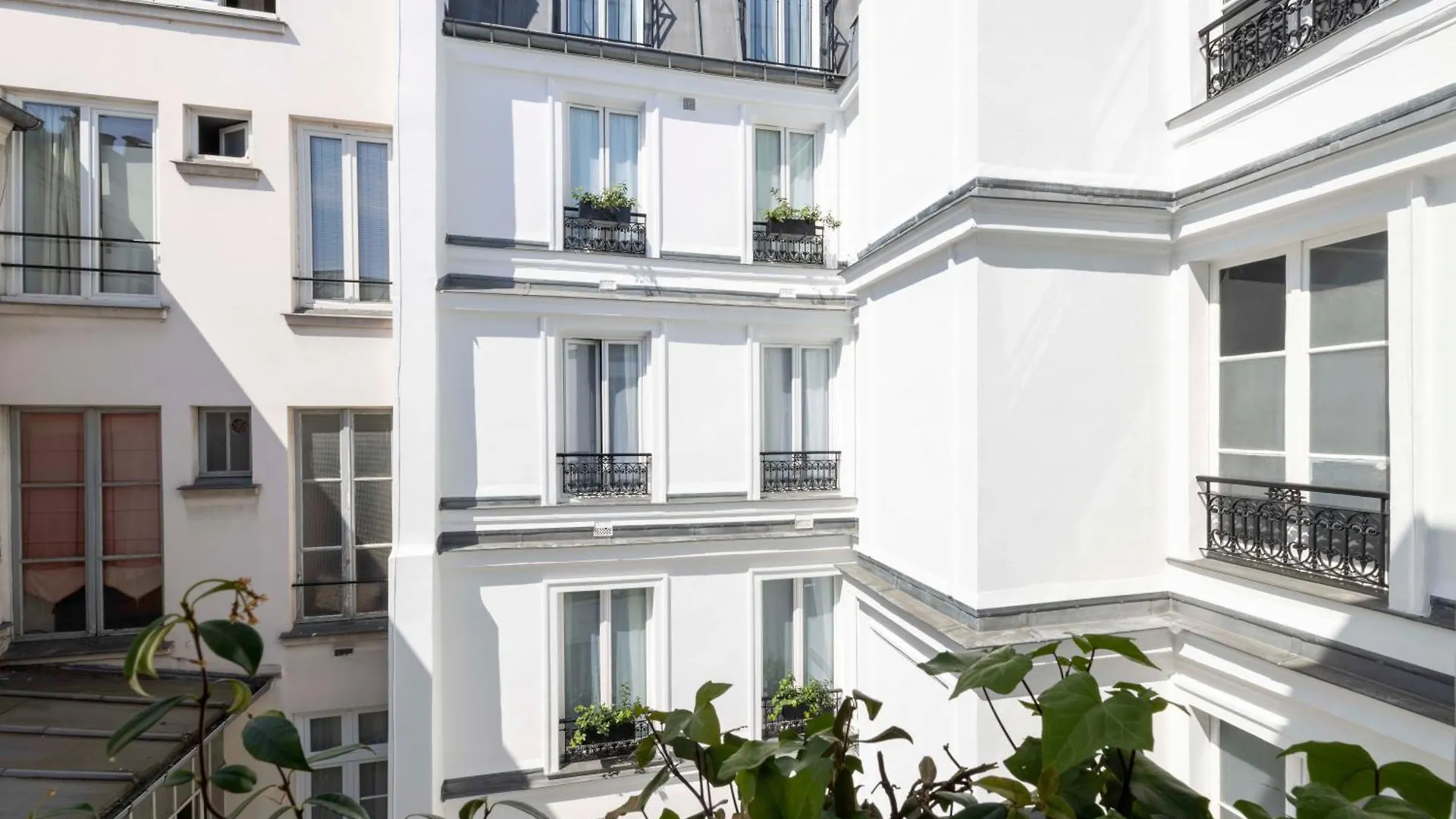 Le Clark Hotel Paris 4*,  France